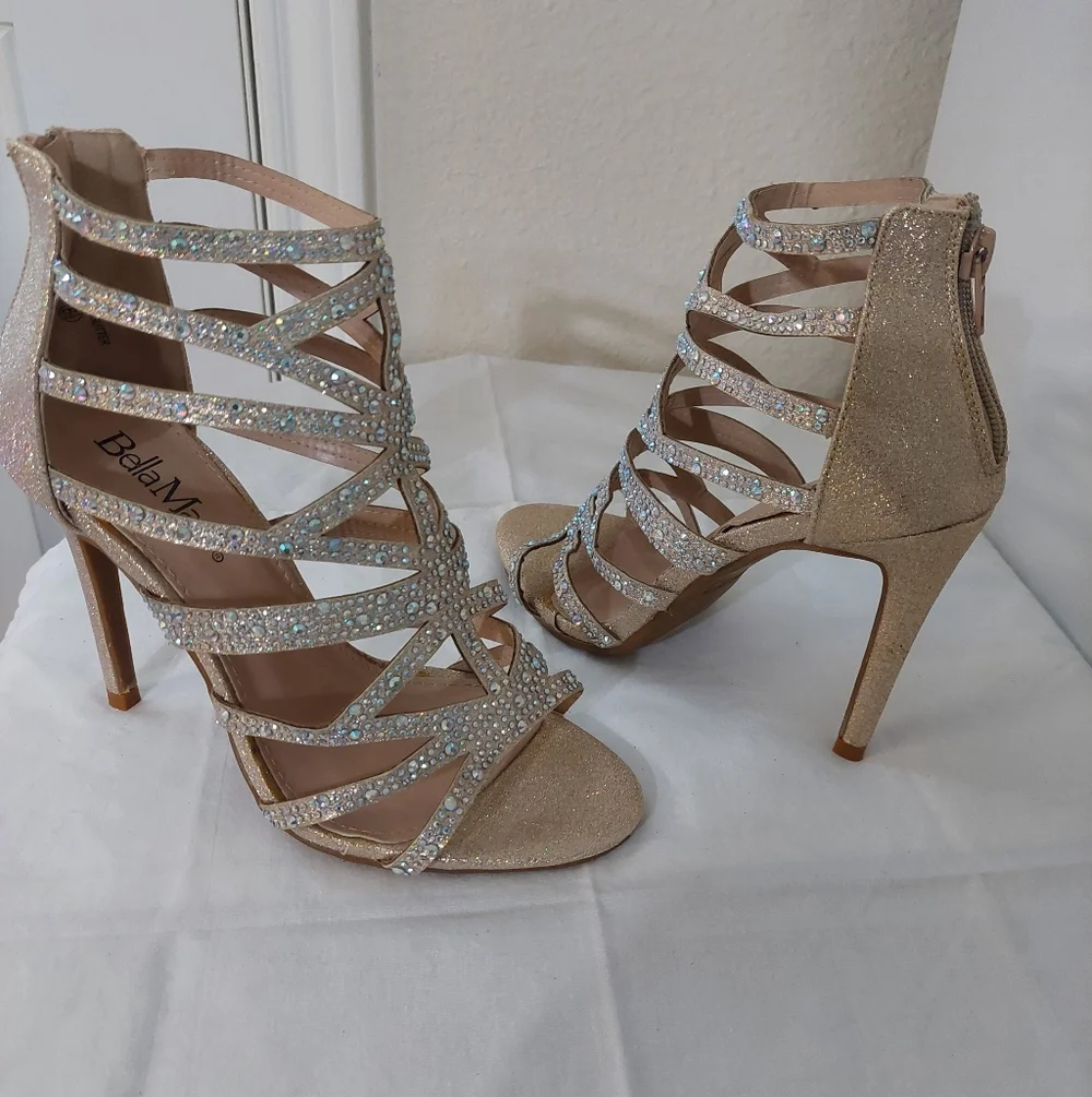 NWOB Bella Marie Sparkling Strappy Cage Heels - Gold 6.5 - Picture 9 of 9